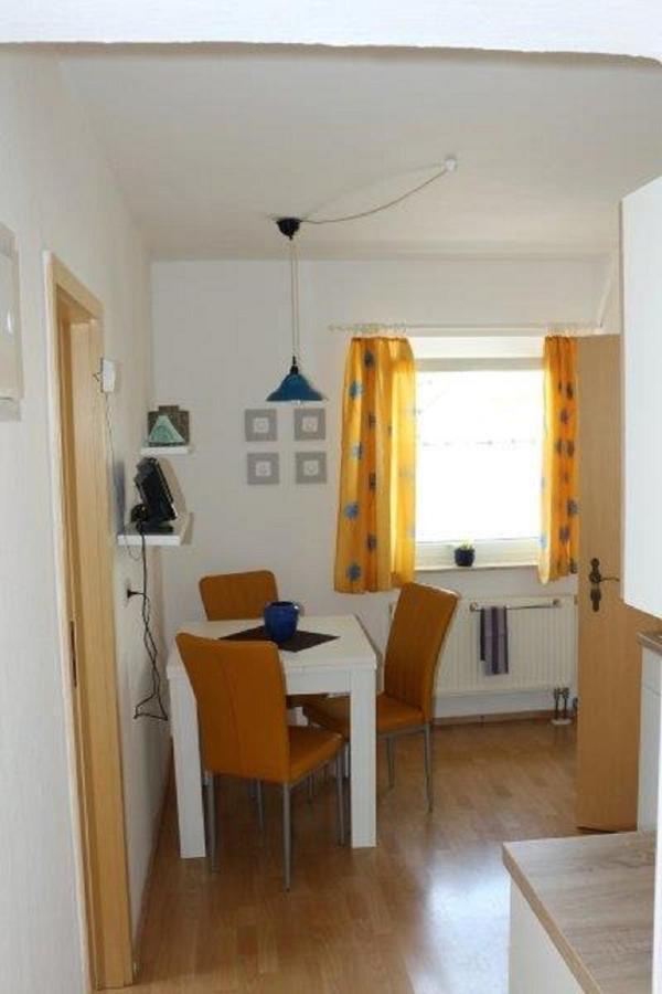 Ferienwohnung Tschitschmann Наумбург Экстерьер фото