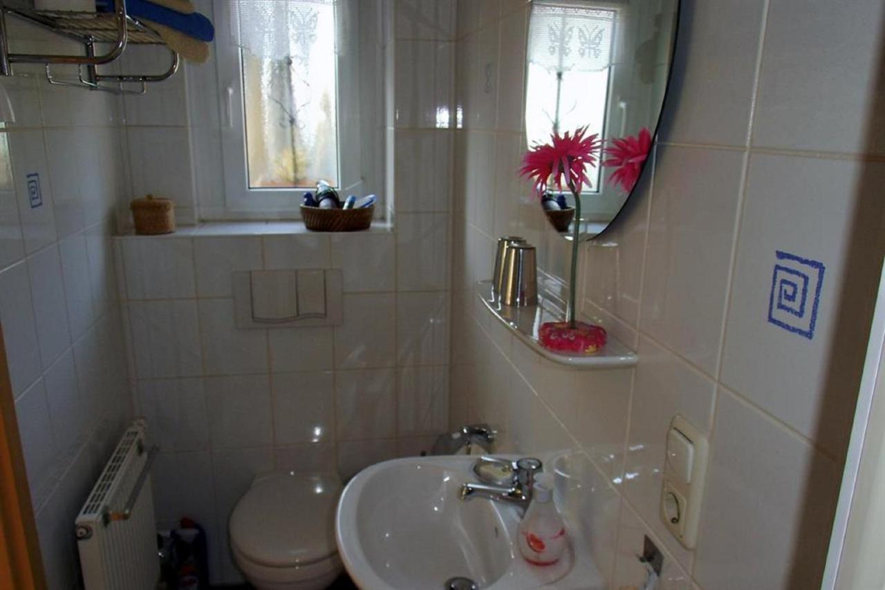 Ferienwohnung Tschitschmann Наумбург Экстерьер фото